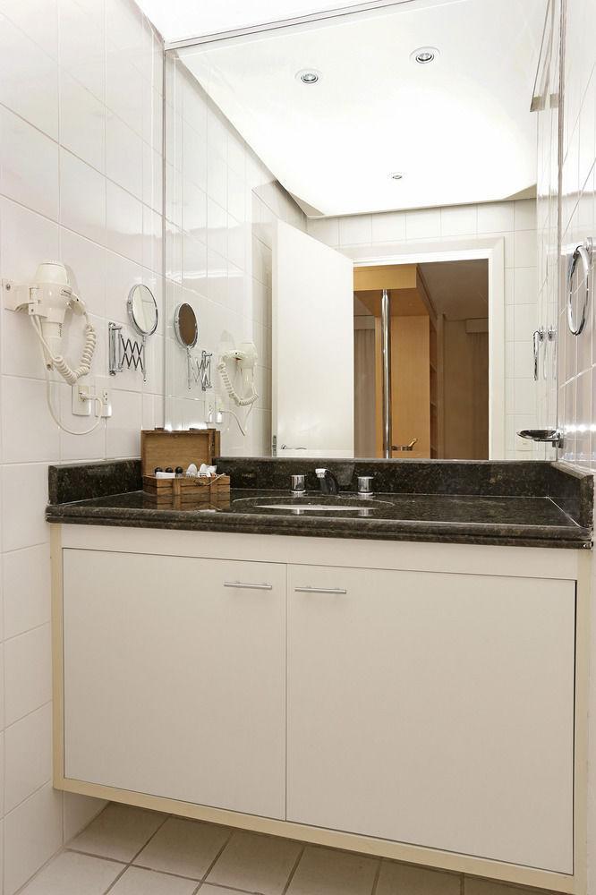 Astron Saint Charbel Suites & Life Сао Паоло Екстериор снимка
